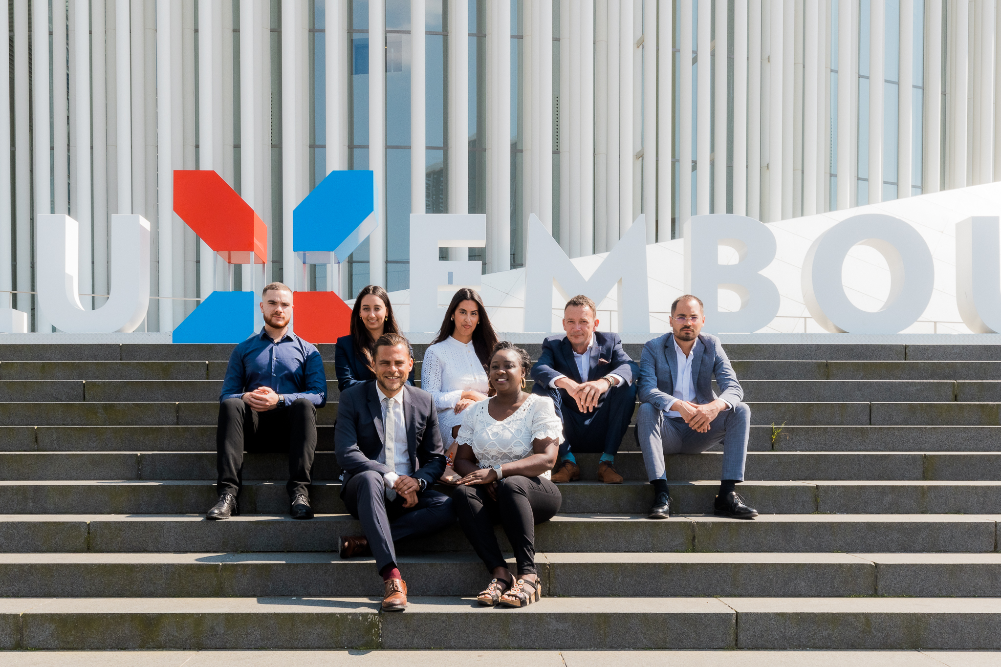 Déterminée et unie par un esprit d'équipe fort, la team Digitalize se lance vers un avenir prometteur à Luxembourg.