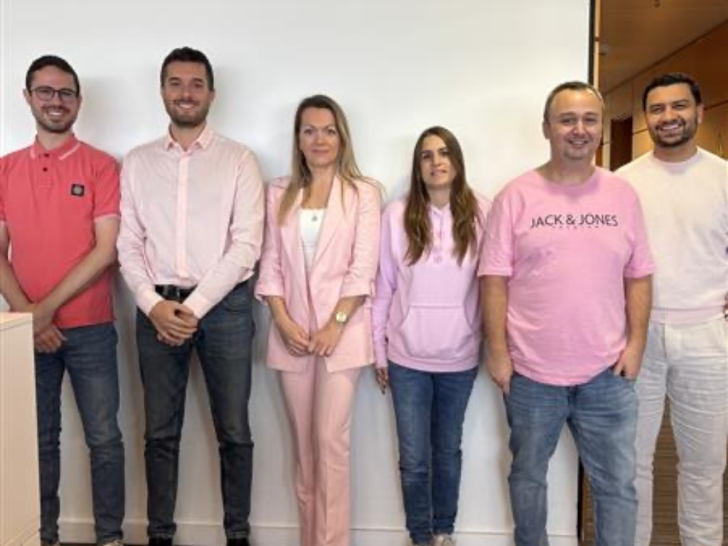 Pink@Work : Journée où porter du rose permet de soutenir la cause contre le cancer du sein