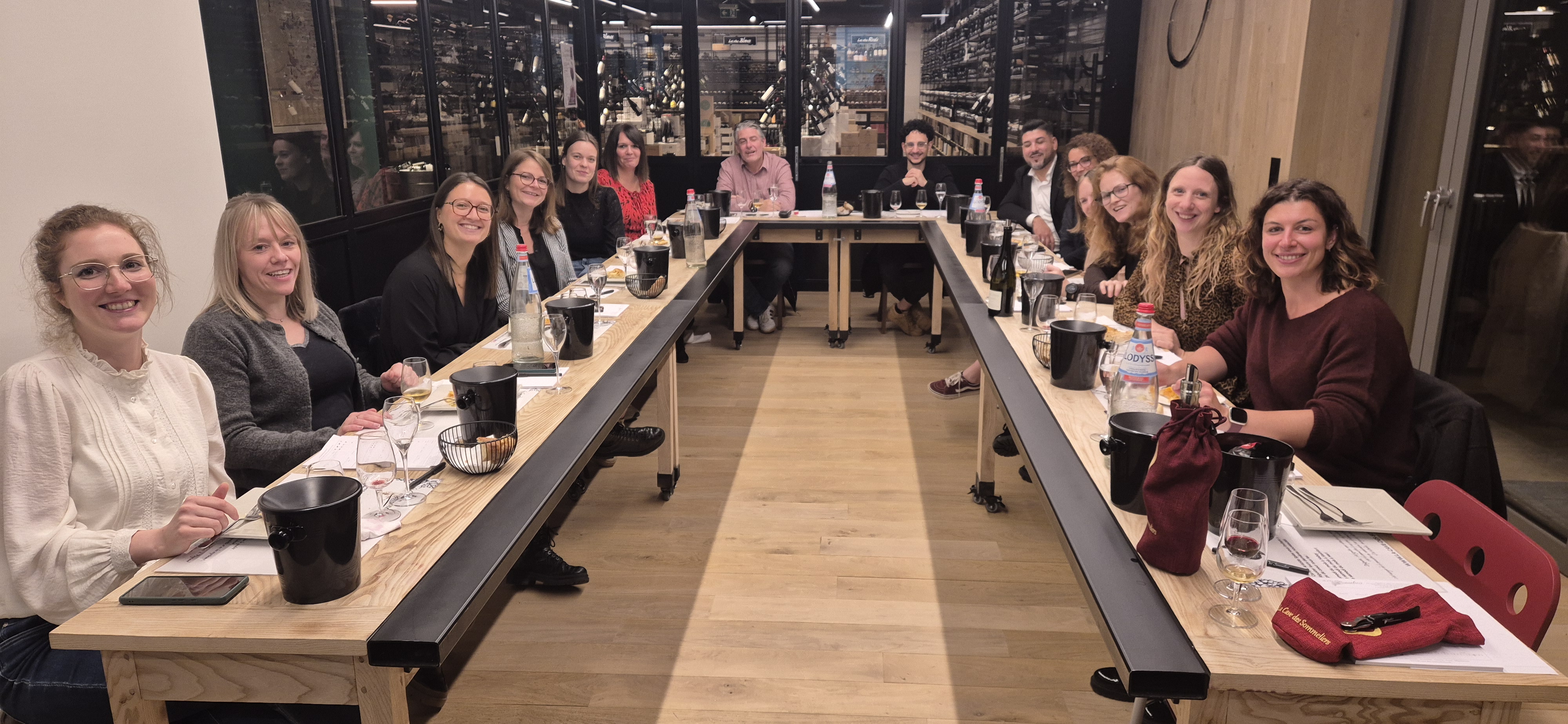 Team spirit et dégustation : notre équipe Payroll & Conseil Social en pleine découverte !